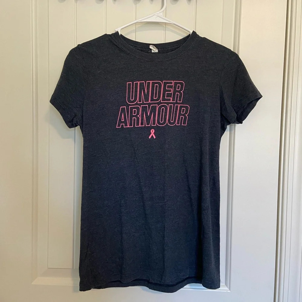 EUC‎ | Under Armour women’s scoop neck heat gear tshirt — small